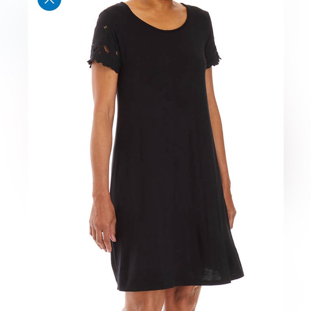 Women's Short Sleeve Crochet Detail Dress large
